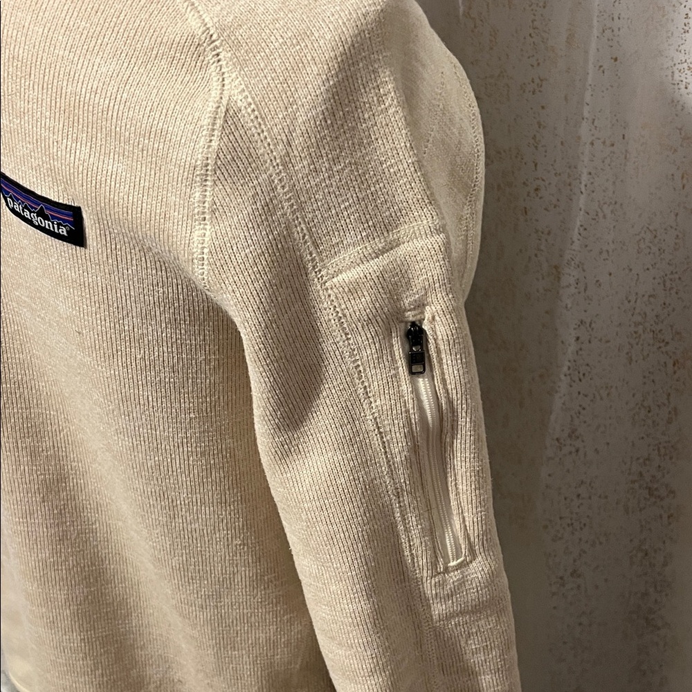 Patagonia Cream Quarter-Zip Fleece Jacket - Picture 2 of 11